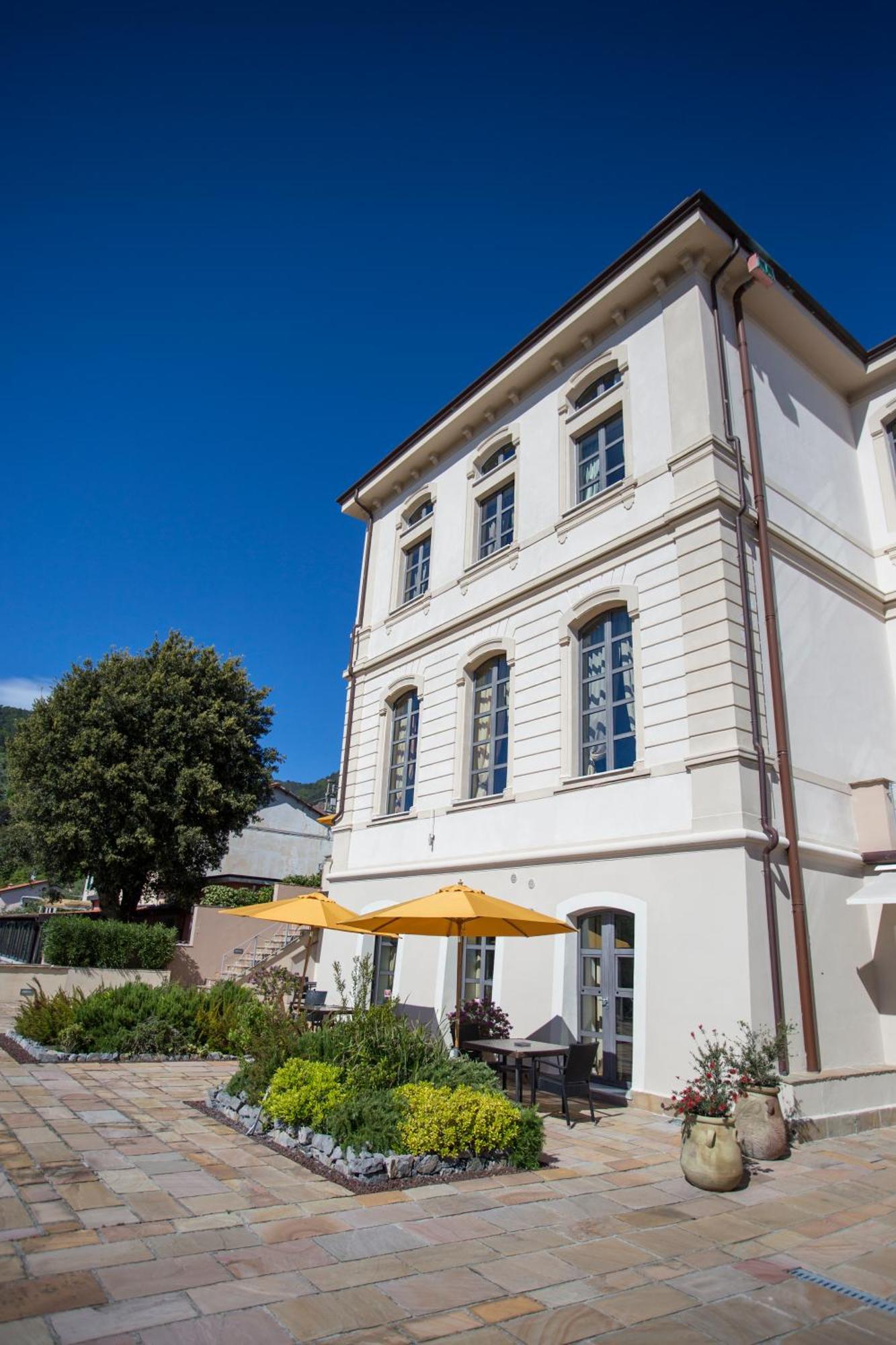 Miramare Apartments&Suites La Spezia Exterior foto