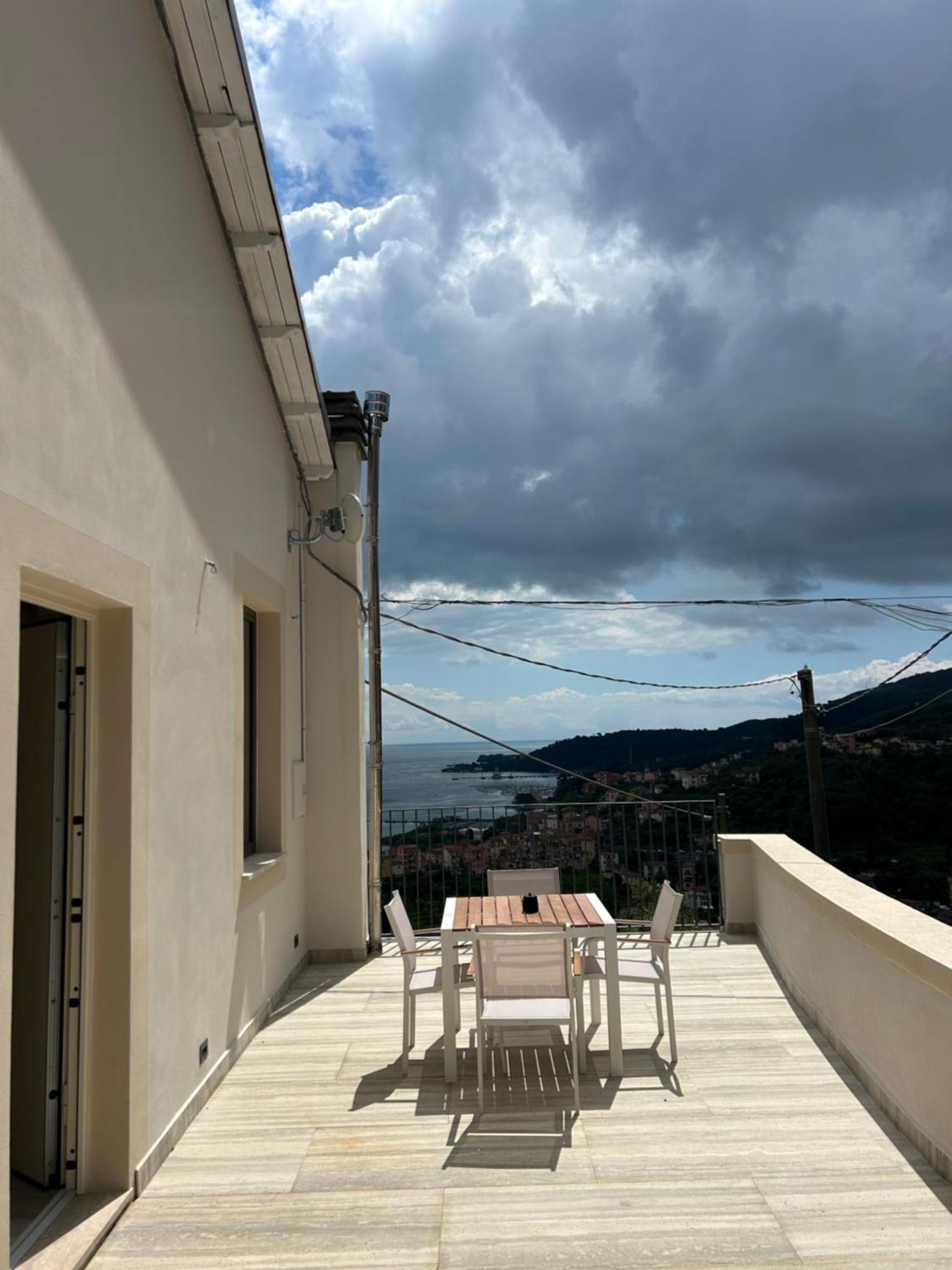 Miramare Apartments&Suites La Spezia Cameră foto